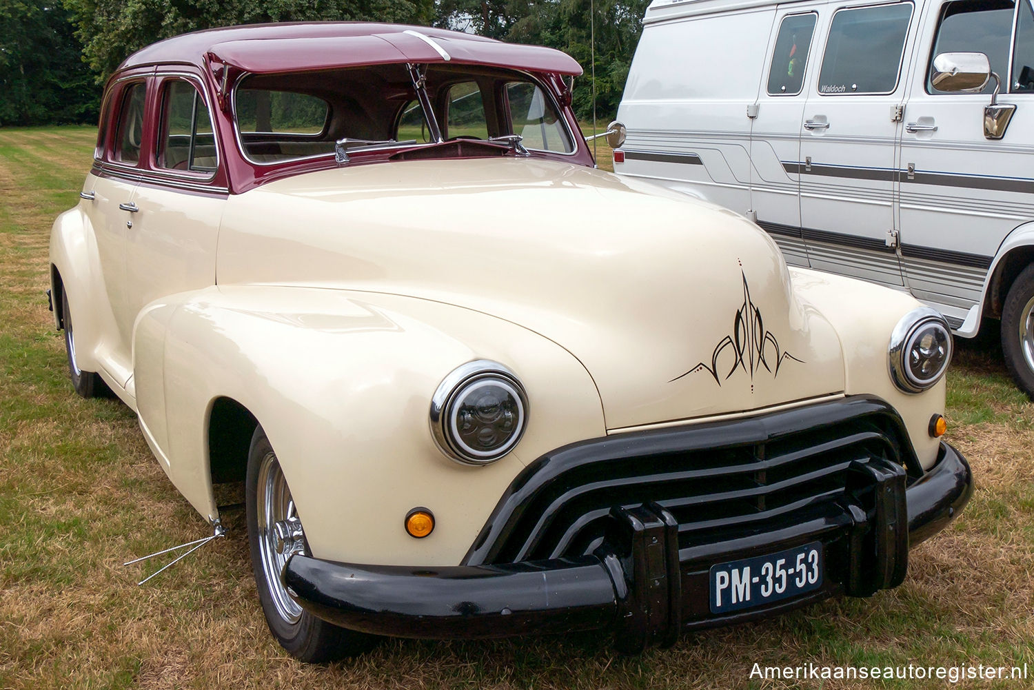 Kustom Oldsmobile Series 60 uit 1947